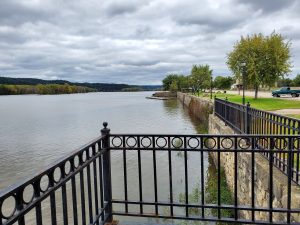 Prairie Du Chien Riverfront access close to Wyalusing Commons